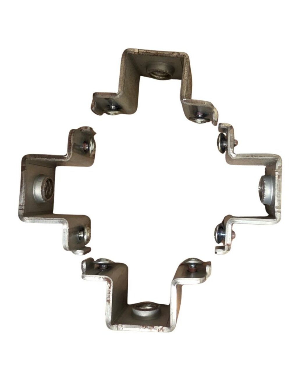 Mounting Brackets (4x)